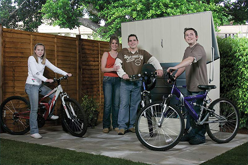 biciclette rismesse a nuovo dai ragazzi dell'anffas